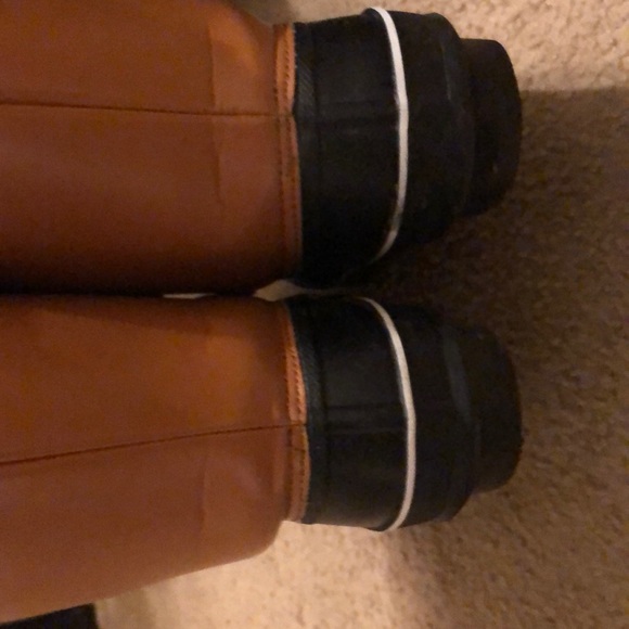 **SOLD**Women’s Torrid “cold weather bootie” 9.5W - Picture 4 of 7